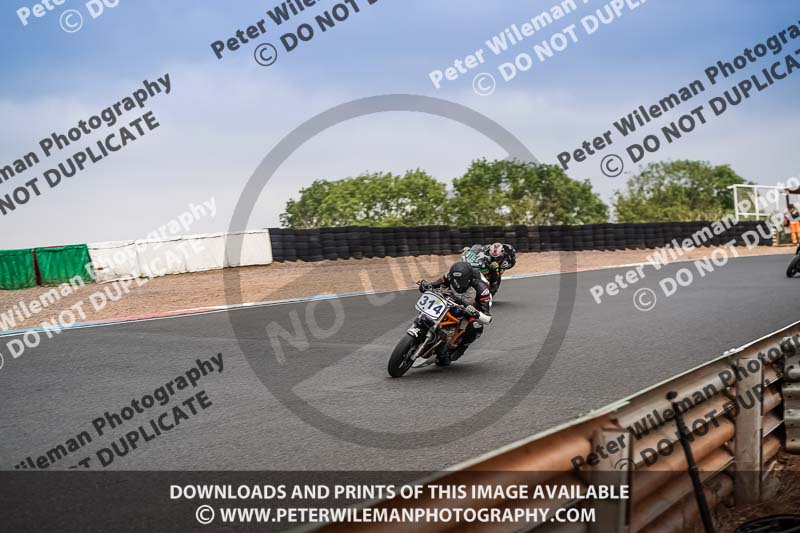 enduro digital images;event digital images;eventdigitalimages;mallory park;mallory park photographs;mallory park trackday;mallory park trackday photographs;no limits trackdays;peter wileman photography;racing digital images;trackday digital images;trackday photos